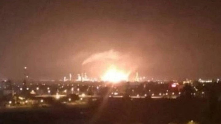 Οκτώ τραυματίες από την έκρηξη του διυλιστηρίου στην πόλη Μπροντ της Βοσνίας